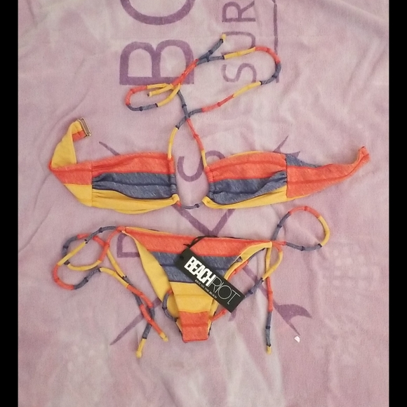 BEACH RIOT Abby bikini S/XS - Picture 2 of 3